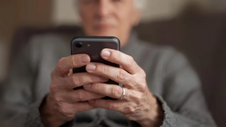 Imputaron a dos personas por estafar a jubilados con maniobras digitales Imputaron a dos personas por estafar a jubilados con maniobras digitales