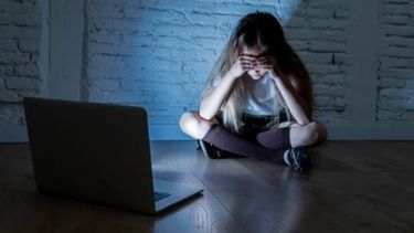 taller virtual y gratuito sobre ciberbullying para padres y tutores