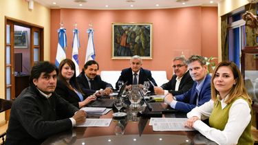 Acuerdo. Los gobernadores avanzaron con el proyecto para obtener más ganancias.