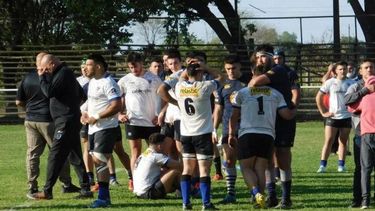 un rugbier murio en la ultima jugada de su partido despedida