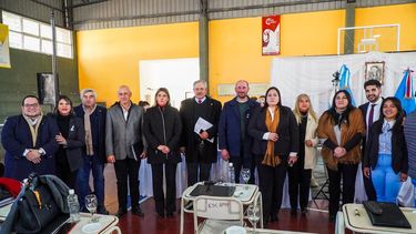 La UCR insistió en el reparto de regalías y emergencia sanitaria