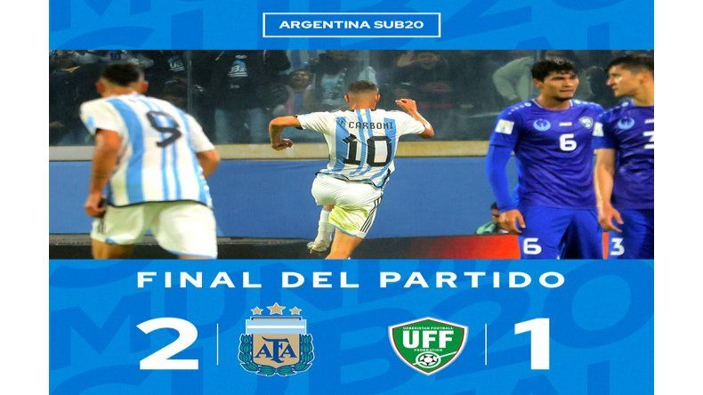 Momento del gol de Carboni para el 2-1 de Argentina