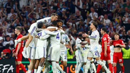 El Aston Villa del Dibu Martínez se consagró campeón de la UEFA Europa League