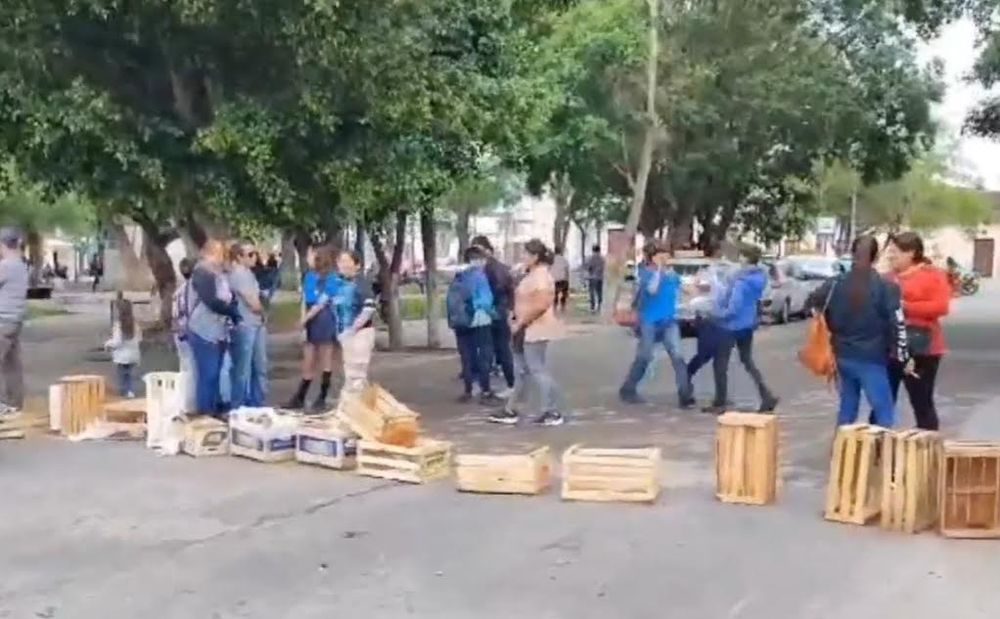 0.jpg