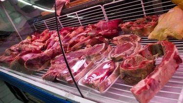 El consumo de carne cayó un 40% y preocupa al sector