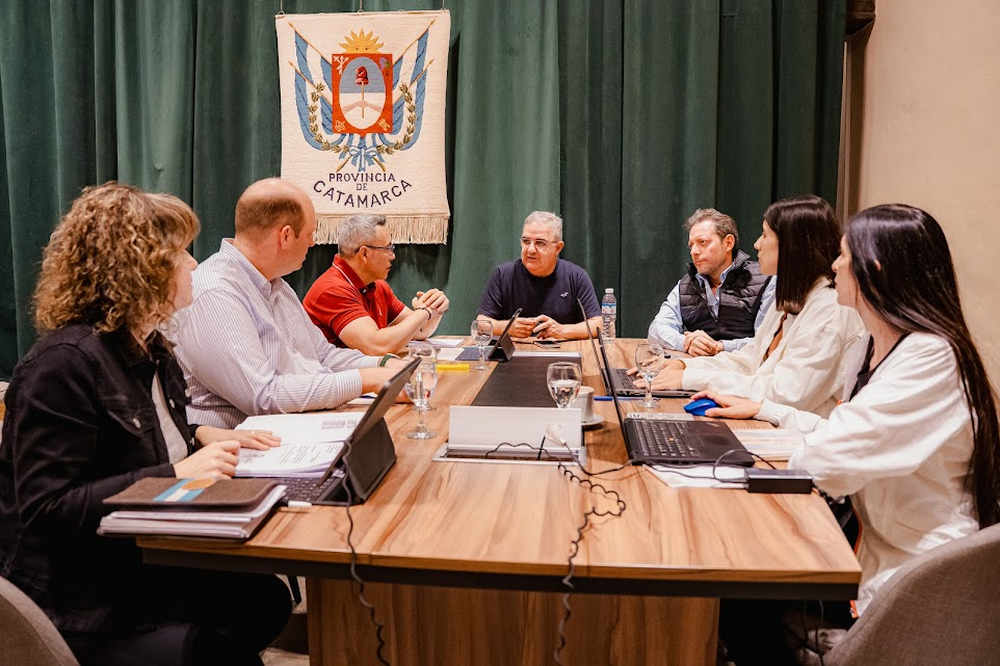 Jalil confirmó un aumento de $100.000 para becas Catamarca Incluye y Arraigo