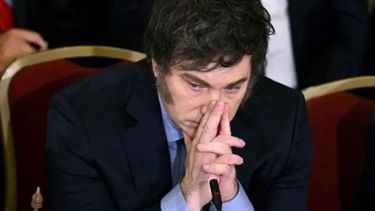 Se acabó el Mundial. Milei vuelve a enfrentarse con una agenda particularmente exigente.