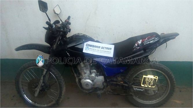 Recuperaron una moto robada de una casa en el norte