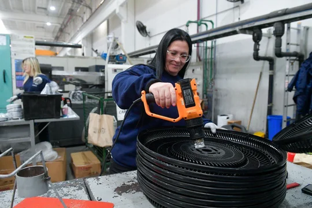 La industria pyme cayó un 11,9% interanual en marzo