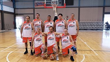 El mejor.tinogasta se quedó con el título en Senior en el certamen de la asociación de maxibásquet.