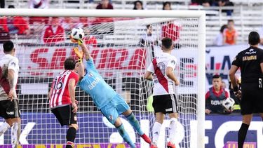 otra tapada de armani y el pedido de seleccion