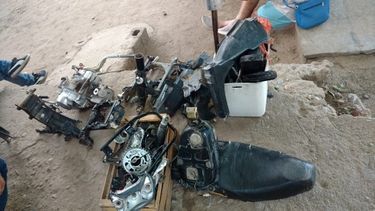 Secuestran partes de motos en una vivienda