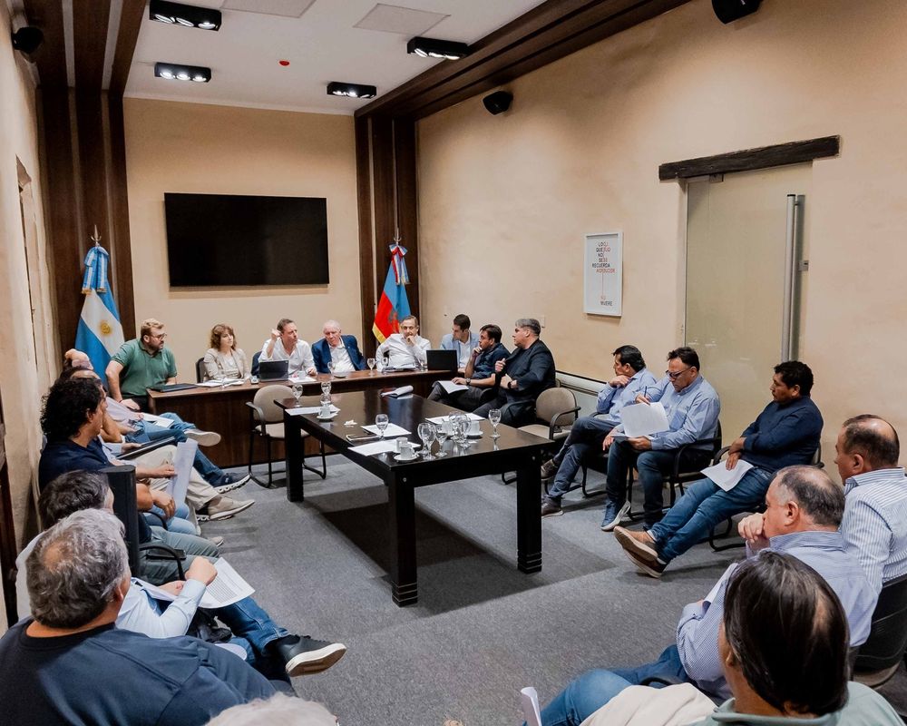 Diálogo. El Gobierno advirtió a los municipios que la situación financiera es delicada en todos los niveles.