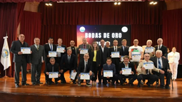 La promoción 1975 de la ex Escuela Normal de Maestros celebró sus 50 años de egreso La promoción 1975 de la ex Escuela Normal de Maestros celebró sus 50 años de egreso