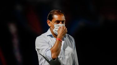 ramon diaz quiere llevarse a un futbolista de boca
