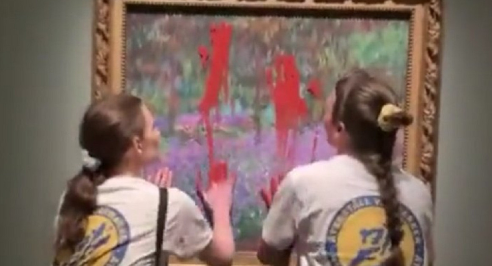 Dos mujeres vandalizaron un cuadro de Claude Monet&nbsp;