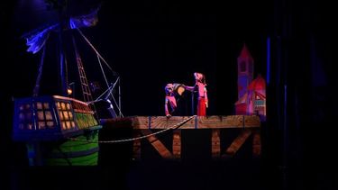 El viaje fantástico de Colón en clave titiritera