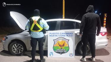 secuestran un auto gemelo en un control vehicular en nueva coneta