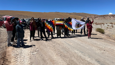 corte de ruta en el salar del hombre muerto: comunidades originarias exigen respuestas al gobierno de catamarca