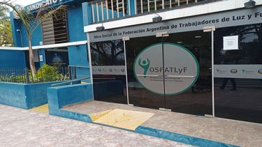 luz y fuerza y de obras sanitarias de catamarca presentaron amparo contra el dnu de milei