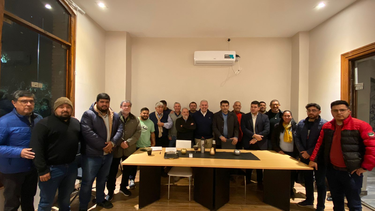 Partidos de Unión por la Patria reclaman lgares en las listas.