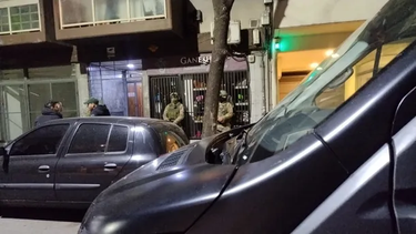 detuvieron a dos barras de newells por las amenazas a angel di maria