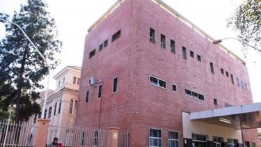 Dos niños sufrieron lesiones, tras la caída de un castillo inflable