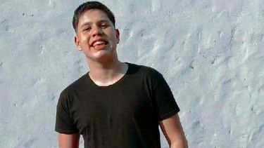 víctima. Tello fue atacado y asesinado por una patota.