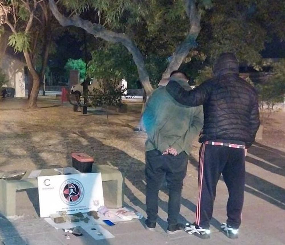 El sujeto llevaba una cantidad significativa de marihuana.&nbsp;