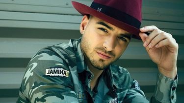 maluma presento la cancion del mundial de rusia