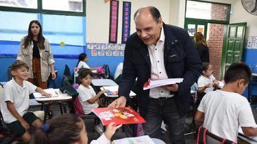 el sem capital vuelve a superar los estandares internacionales en ingles