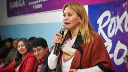 Auxilio. Como en cada elección, el gobierno tuvo que cubrir a Roxana paulón en el conflicto por Las Termas.