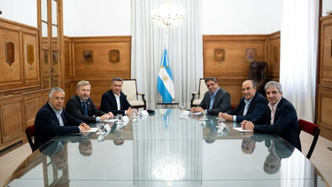 el gobierno inauguro la mesa federal con una reunion junto a tres gobernadores aliados