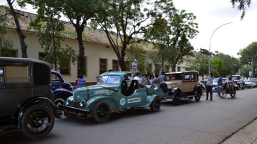 el club autos de epoca de catamarca se suma al 1er raid latinoamericano en lucha contra el alzheimer