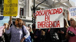 Presión judicial y dudas sociales por el cumplimiento de la Ley de Discapacidad