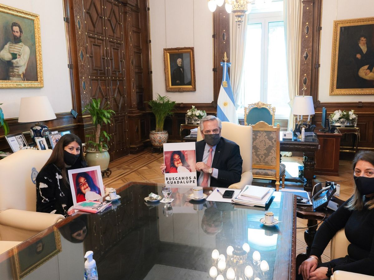 Fernández se reunió con la mamá de Guadalupe, la nena desaparecida en San  Luis