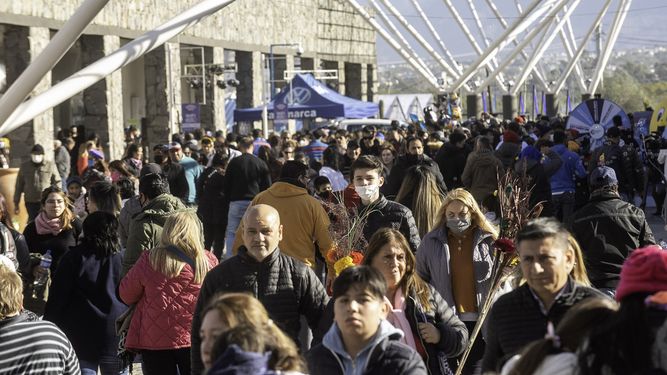 Más de 135 mil visitantes en la Fiesta del Poncho