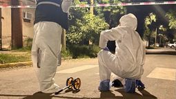Pesquisas. El domingo a la noche, tras el asesinato en La Chacarita.