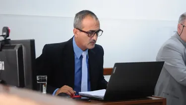 apartan a augusto barros como fiscal del jury contra costilla