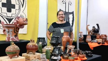 con belen ahumada, el arte ceramico de catamarca estuvo representado en cosquin