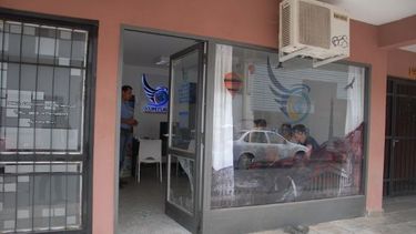 Quedó detenido el sujeto que robó en la agencia de Turismo