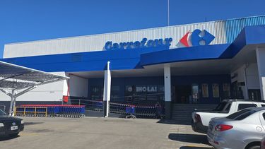 Robo millonario en un supermercado de la capital