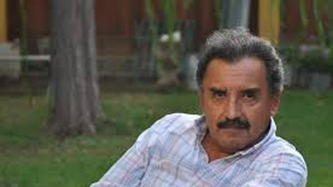 El escritor Eduardo Aroca presenta su nueva novela Migrantes