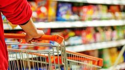 Lo sorprendieron robando en un supermercado