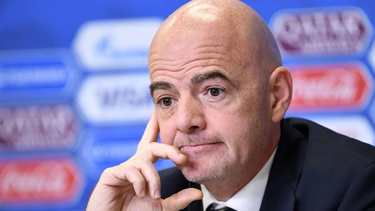 gianni infantino repudio la violencia en avellaneda y pidio sanciones ejemplares