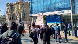 Jubilados Autoconvocados de Catamarca vuelven a marchar mientras se tratan los vetos de Milei en el Congreso