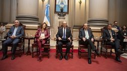 La Corte rechazó las reelecciones en La Rioja y Río Negro