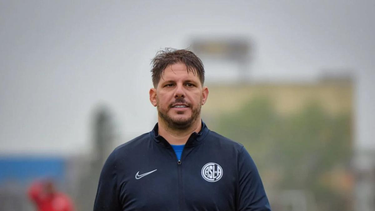san lorenzo pago todas sus deudas y espera que la fifa levante las inhibiciones