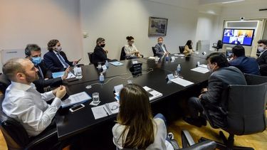El Gobierno propone aumentar jubilaciones por salarios y recaudación