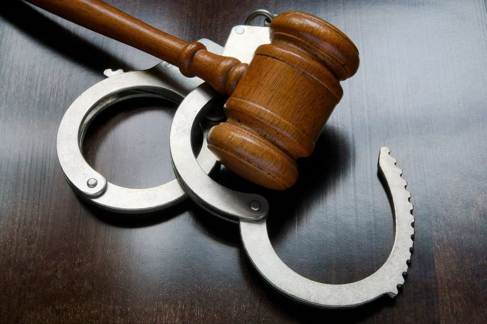 Castigo. Condena en suspenso, tratamiento psicológico&nbsp; y cursado de un taller sobre violencia de género.
